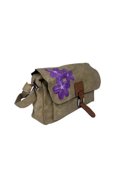 IRIS var.beige